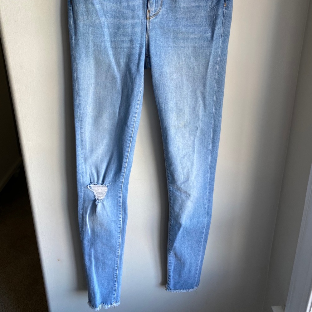 Light wash jeans